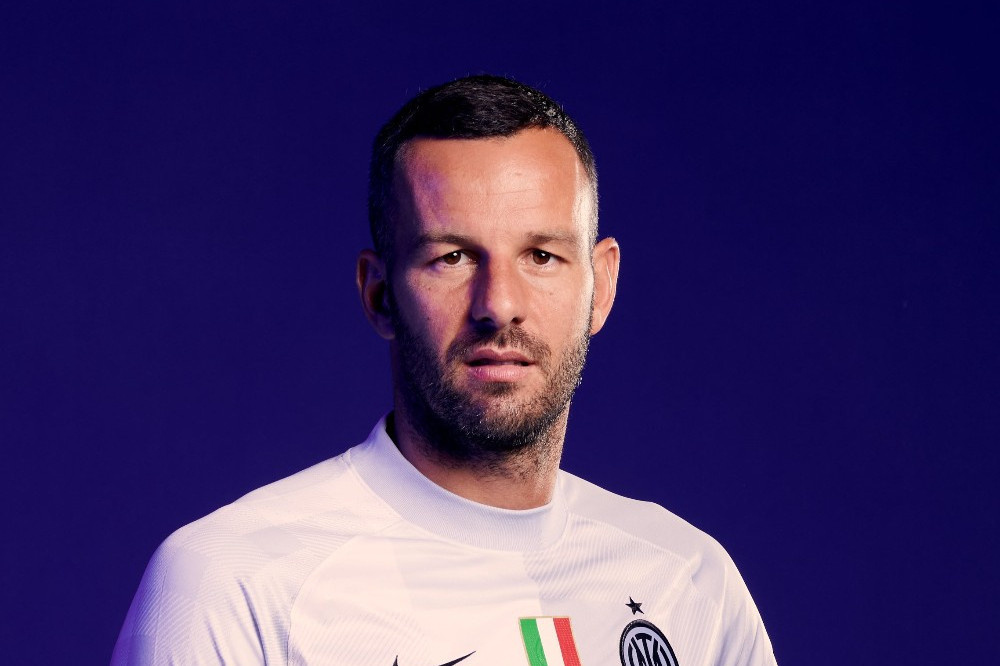 转折点瓦伦西亚官宣签约;意大利杯关键时刻攻防权衡;目标明确;年轻球员得到机会的简单介绍 转折点瓦伦西亚官宣签约;意大利杯关键时刻攻防权衡;目标明确;年轻球员得到机会的简单介绍